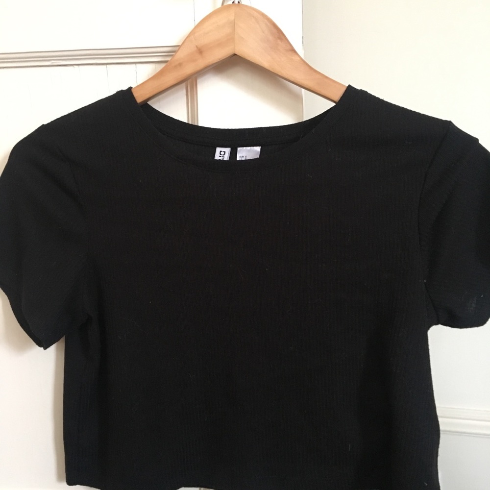 H+M black crop top